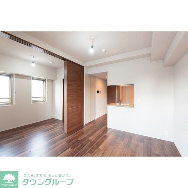 居室・リビング　同施工別部屋参照。