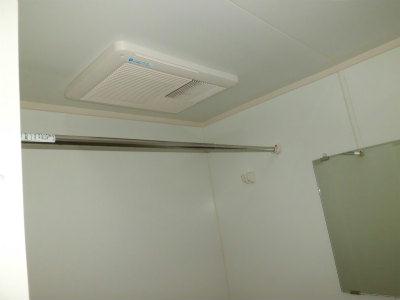 その他　洗濯物を乾かせる浴室乾燥機。
