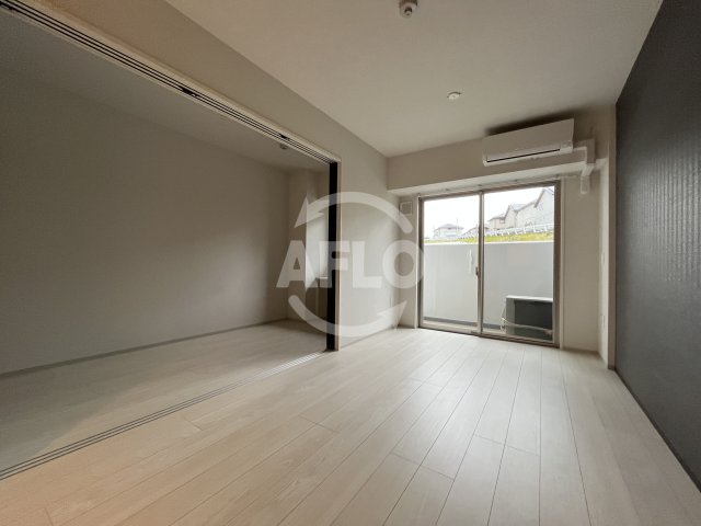 居室・リビング　ベルエール江坂　リビング