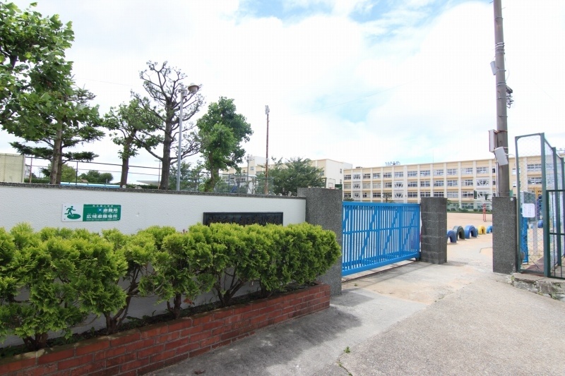 小学校　神戸市立南五葉小学校（小学校）まで635m