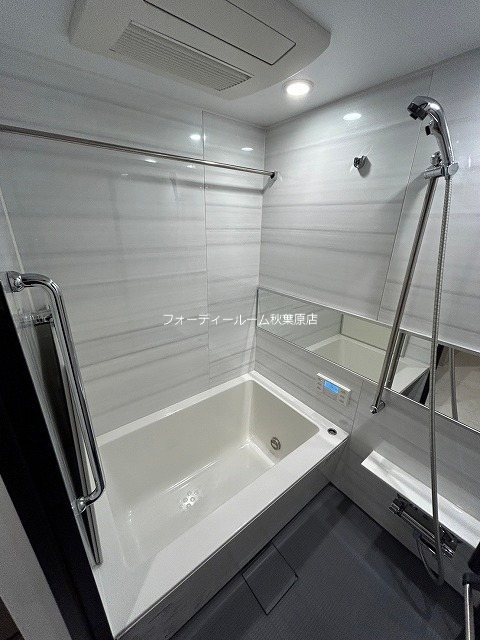 バス・シャワールーム　★《見学予約受付中》設備充実分譲賃貸マンション★