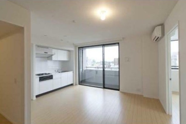 居室・リビング　同タイプのお写真です