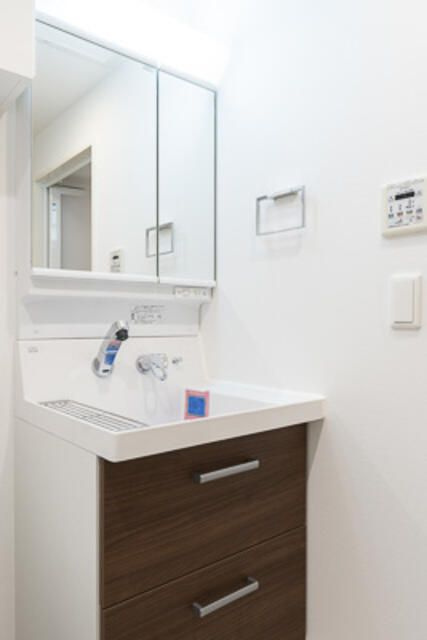 洗面設備　※全て別号室（１K）のお写真です。参考にしてください。
