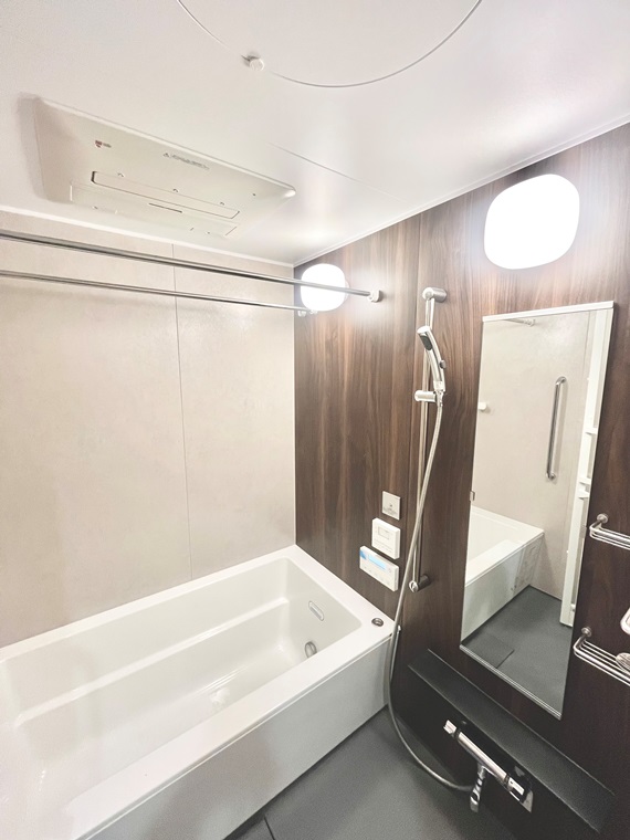 バス・シャワールーム