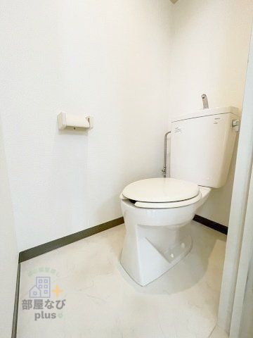 トイレ　※他号室写真です