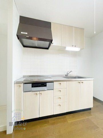 キッチン　※他号室写真です