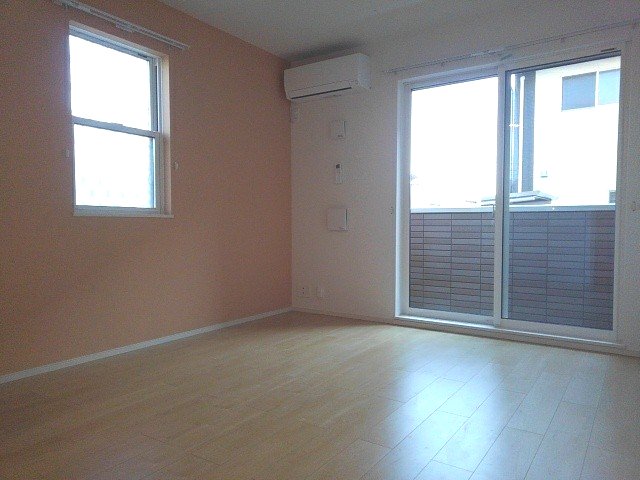 居室・リビング　居間です