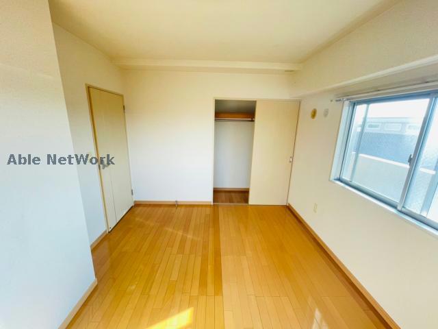 居室・リビング　別号室写真