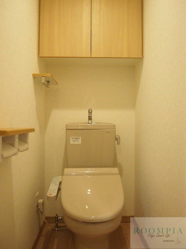 トイレ　※同タイプの別部屋です。