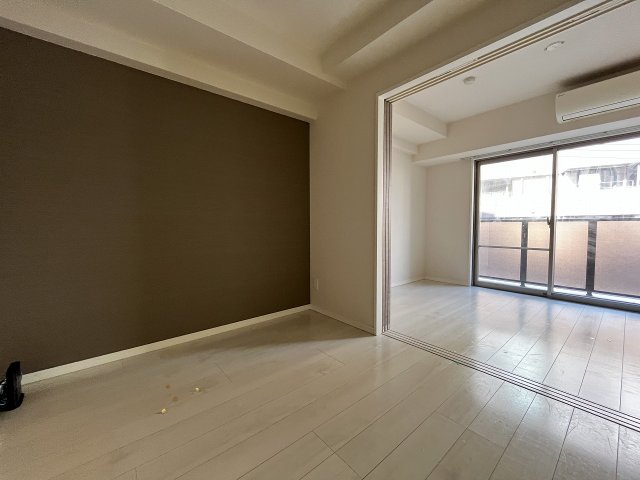 居室・リビング　居間です