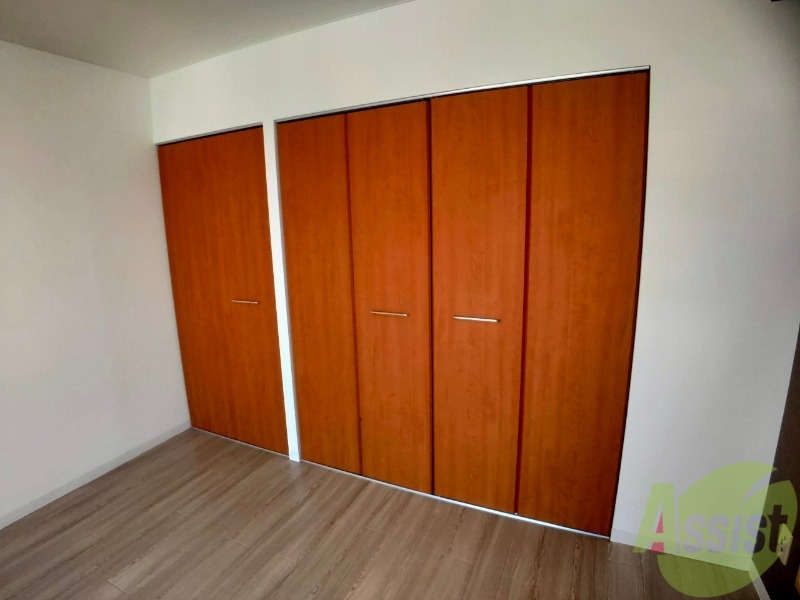 収納　クローゼットがありました。お洋服や荷物はここへ