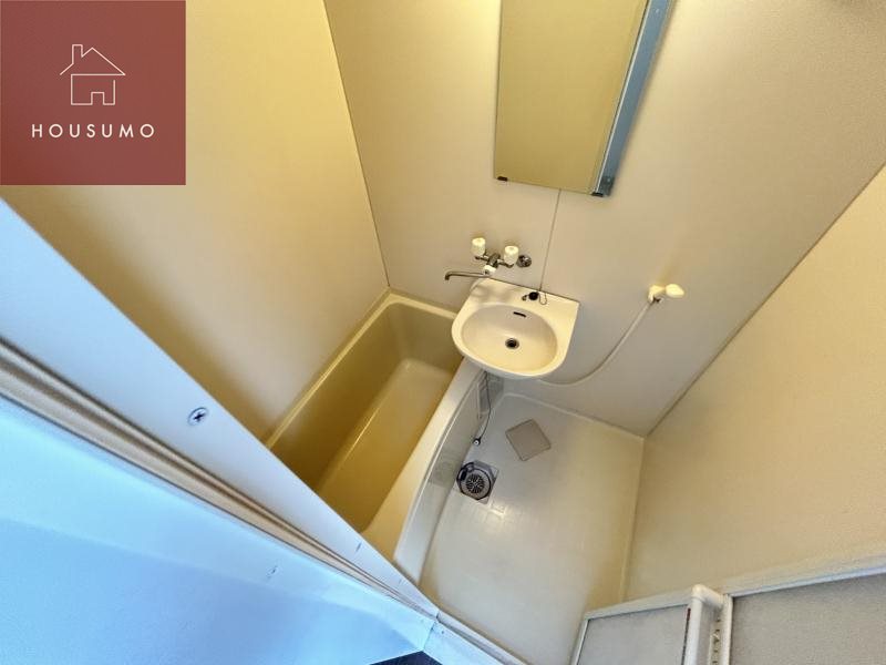 バス・シャワールーム　同施工会社・同型モデルの室内です。（参考写真・イメージ写真）