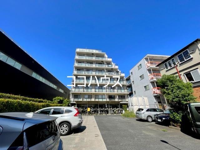 建物外観　大きなマンションです。