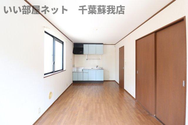 居室・リビング　居間です