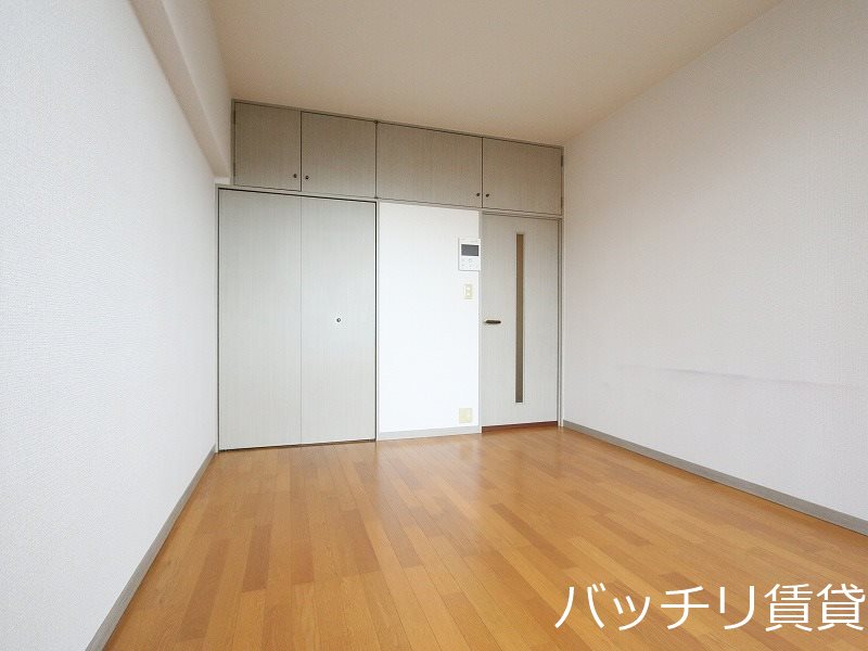 居室・リビング　＊画像は別部屋の為イメージ、現状優先致します