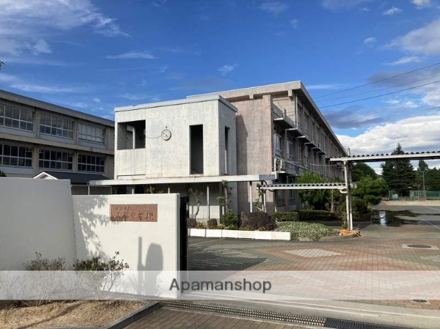 中学校　広嶺中学校（中学校）まで826m
