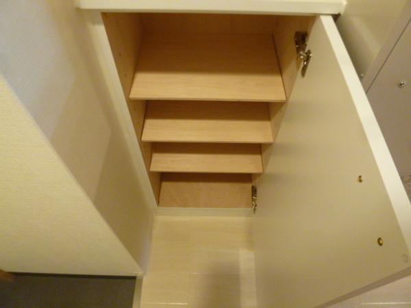 収納　一人でも十分な下駄箱！