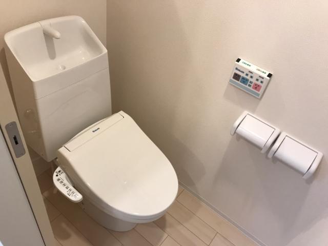トイレ　シャワー付トイレ
