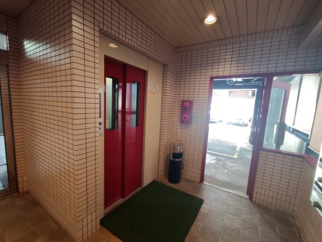 ロビー