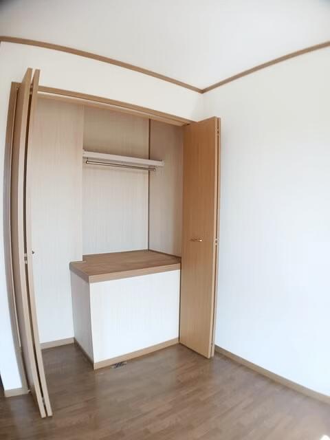 収納　クローゼットは洋室に完備しております