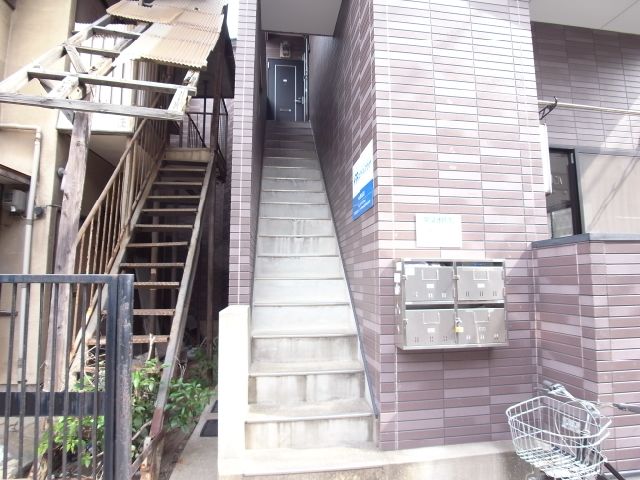 その他　玄関前