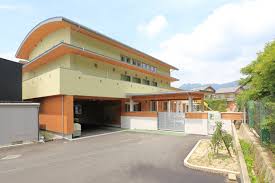 幼稚園・保育園　りゅうせん幼稚園（幼稚園・保育園）まで318m