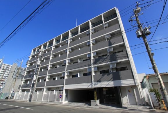 建物外観　★鉄筋コンクリート造、外壁タイル張り★
