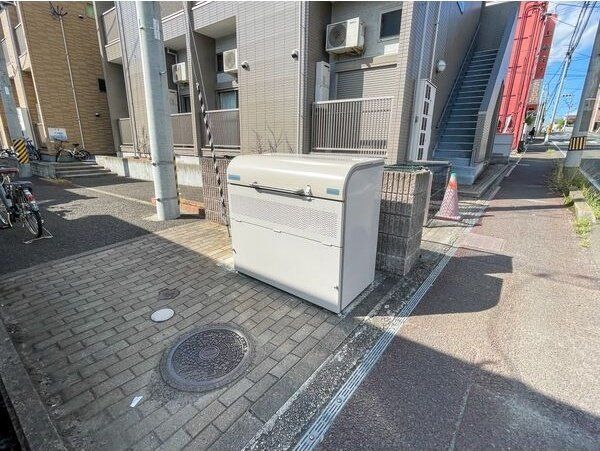 その他