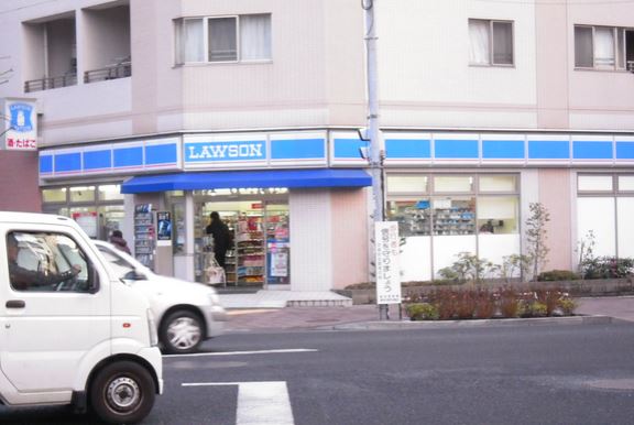 コンビニ　ローソン入船一丁目店（コンビニ）まで166m