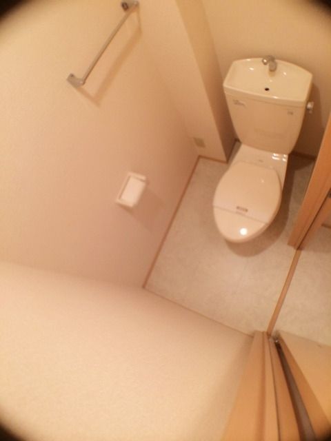 トイレ　★明るいトイレです★