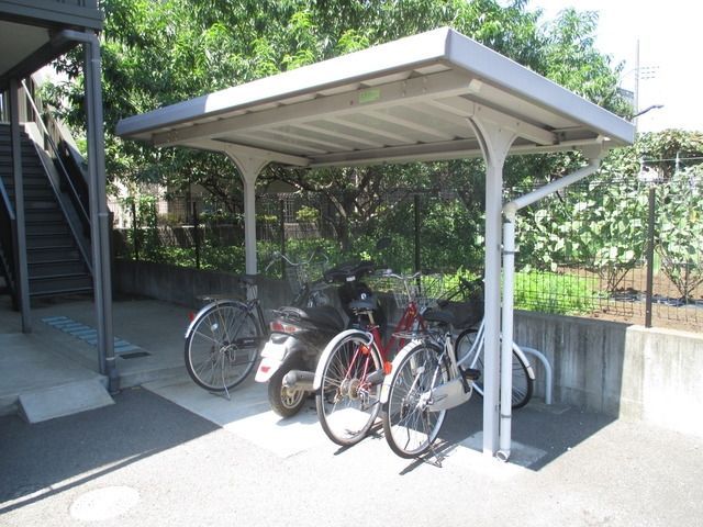 その他共有部分　★敷地内屋根付きの駐輪場です★