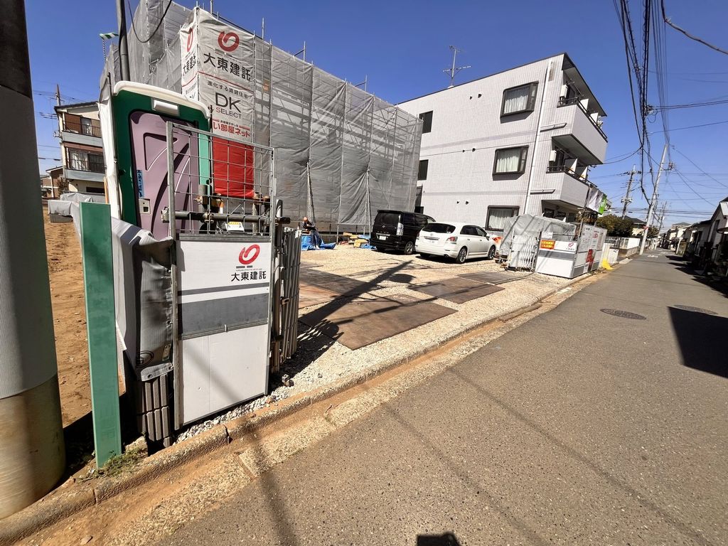 エントランス　駐車場