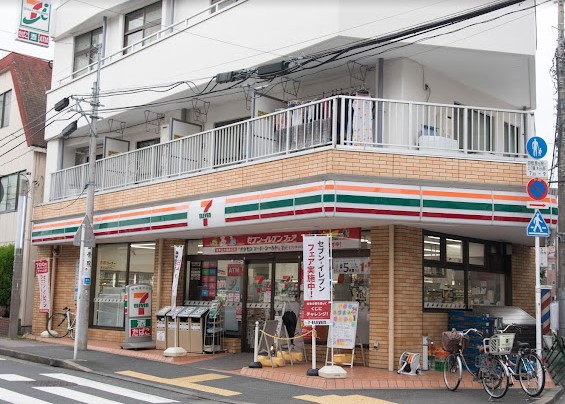 コンビニ　セブン-イレブン 豊玉上店（コンビニ）まで398m