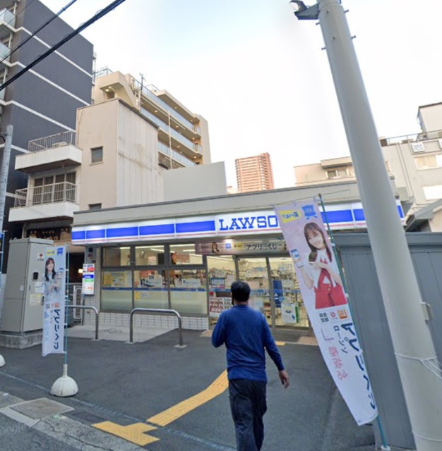 コンビニ　ローソン東上町店（コンビニ）まで743m
