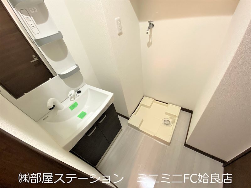 洗面設備　同タイプ