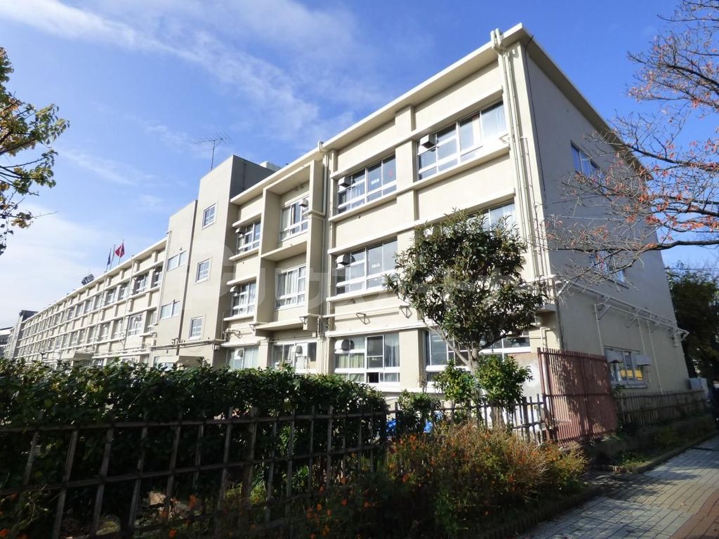 小学校　葛飾区立清和小学校（小学校）まで180m