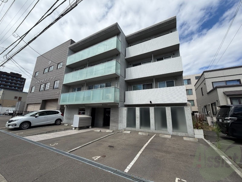 建物外観　札幌市西区二十四軒４条「フェラーシュヴァル琴似」
