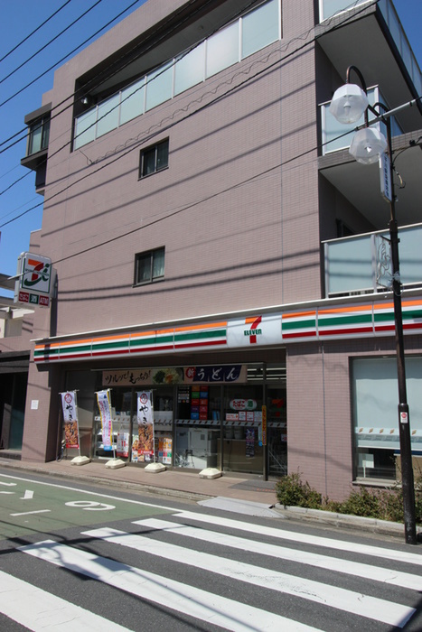 コンビニ　セブンイレブン 豊島千川駅北店（コンビニ）まで429m