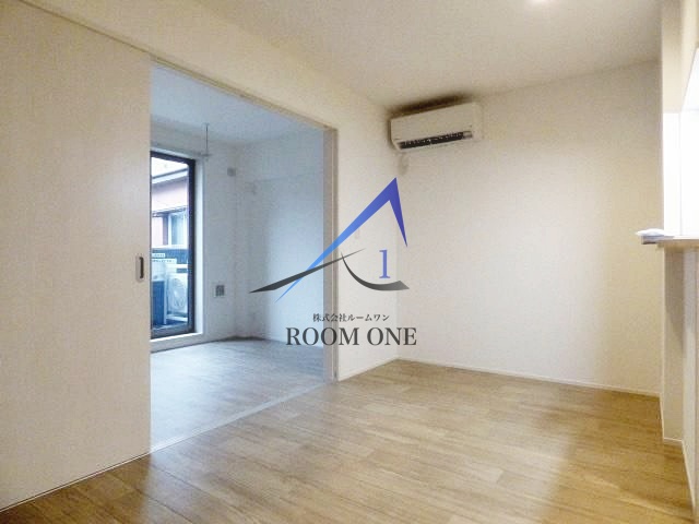 居室・リビング　洋室のお部屋です。