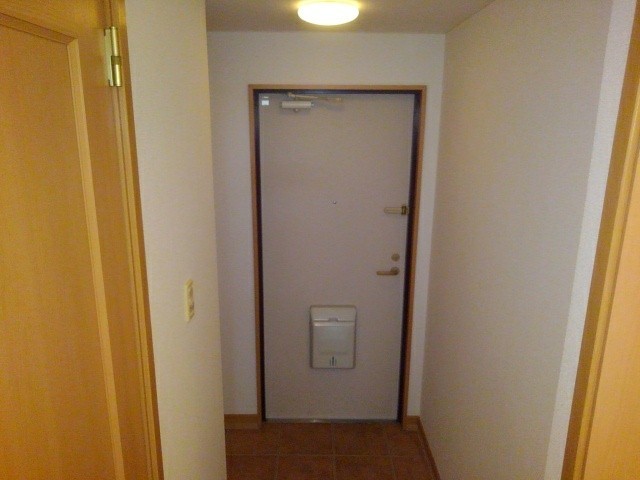 アンジュ西京極の玄関写真