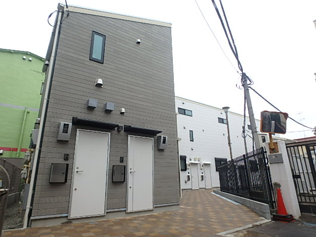 ROW HOUSE王子本町の外観写真