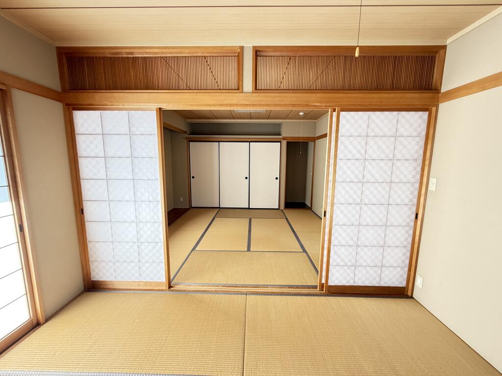 常磐下船尾戸建の内装写真