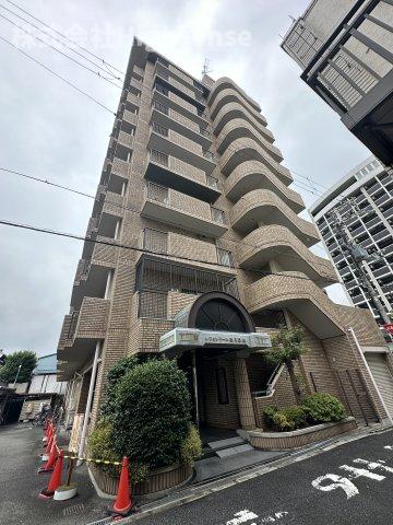 建物外観　外観は落ち着いています