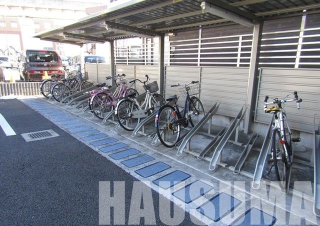 駐車場　駐輪場