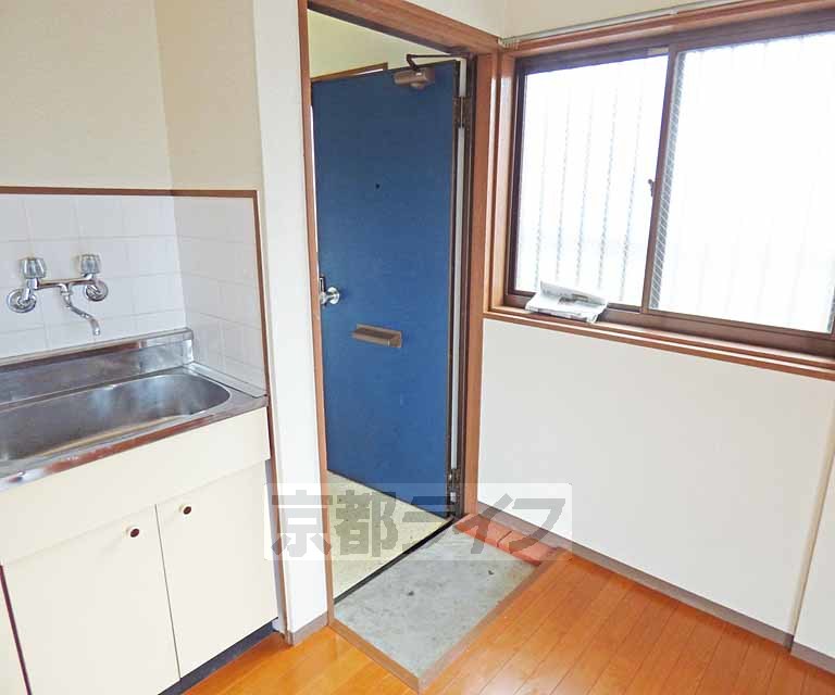 玄関　開放的な玄関です。