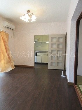 居室・リビング　※別号室参考写真