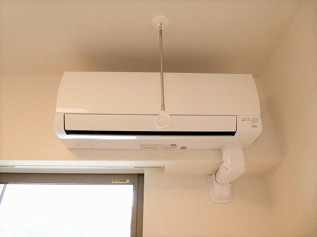 その他設備　エアコン　写真は201号室です（参考）