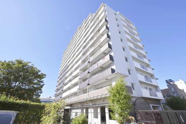 URヴェルディール市川南の外観写真