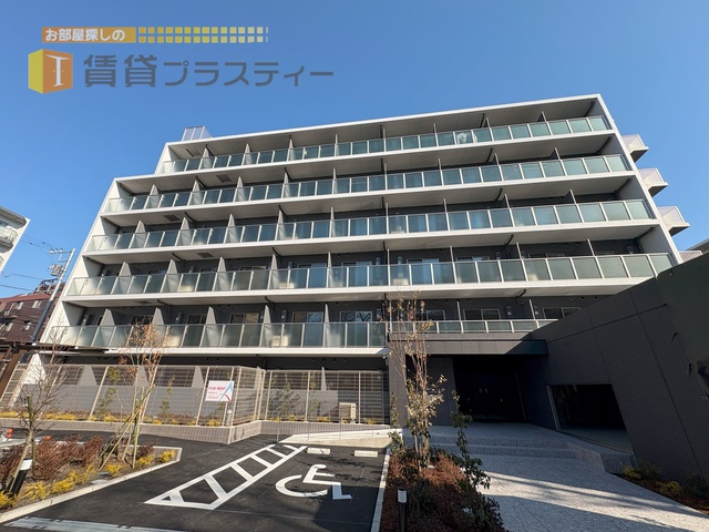 建物外観　圧巻の存在感。。
