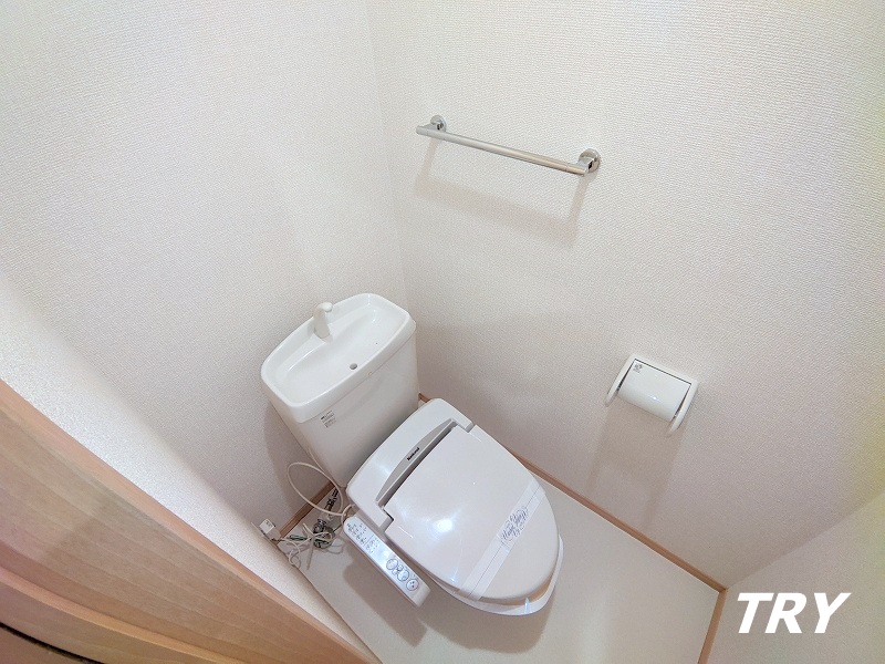 トイレ　ウォシュレット付！